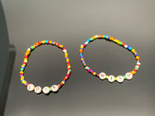 Load image into Gallery viewer, Multicolored Glass Bead Message Bracelet
